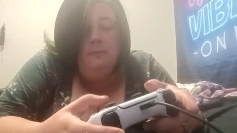 Eve online show from 10-15-25, 01:39