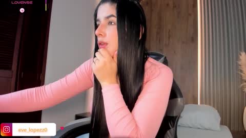 E V E L I N online show from 02-01-26, 02:21