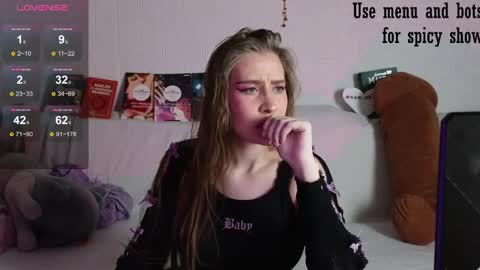 Evelina online show from 01-10-25, 02:46