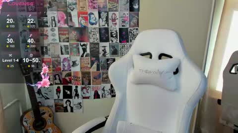 Evelina online show from 06-06-26, 01:21