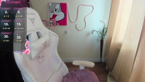 Evelina online show from 07-31-26, 01:16