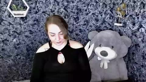 Lydia online show from 02-16-26, 02:46