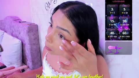 Snapshot of evelinn_belen chatting on 06-05-26, 12:00 Evelinn belen online show from 06-05-26, 12:00