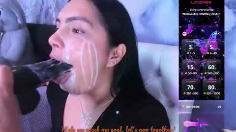 Snapshot of evelinn_belen chatting on 07-13-26, 11:07 Evelinn belen online show from 07-13-26, 11:07