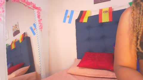 Snapshot of evelonga_707 chatting on 07-11-26, 07:05 DAYANITA online show from 07-11-26, 07:05
