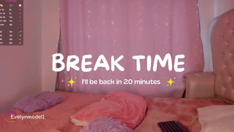 Snapshot of evelyn_evelyn chatting on 01-02-25, 07:29 evelyn evelyn online show from 01-02-25, 07:29