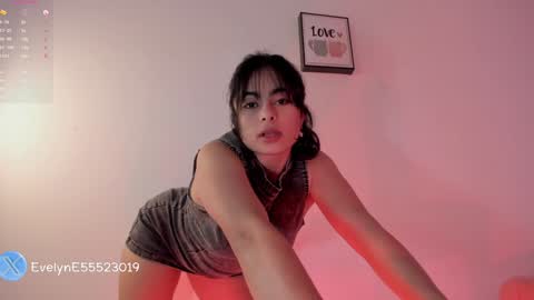 Snapshot of evelyn_evelyn chatting on 01-18-25, 07:58 evelyn evelyn online show from 01-18-25, 07:58