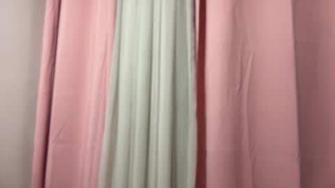 E V E L Y N  online show from 12-18-25, 11:44