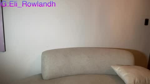 E V E L Y N  online show from 04-15-26, 12:45