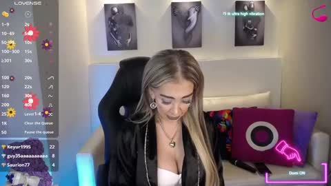 EvelynaGrey online show from 02-28-25, 03:37