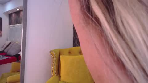 EvelynaGrey online show from 03-03-25, 09:11