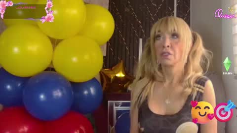 Snapshot of evelynagrey chatting on 07-07-26, 11:58 EvelynaGrey online show from 07-07-26, 11:58