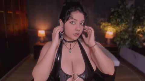  Evelyn  online show from 03-03-26, 10:54