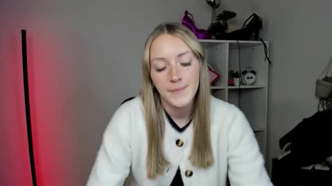 evelynblond online show from 03-26-26, 06:35
