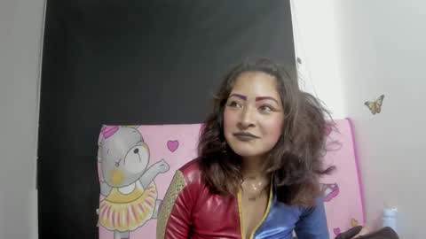 Snapshot of evelynesex chatting on 02-03-26, 04:10 Evelyne online show from 02-03-26, 04:10