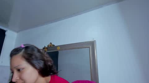 Snapshot of evelynesex chatting on 02-19-26, 03:57 Evelyne online show from 02-19-26, 03:57