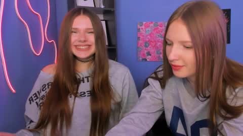 evelynlovelyy online show from 03-20-26, 12:10