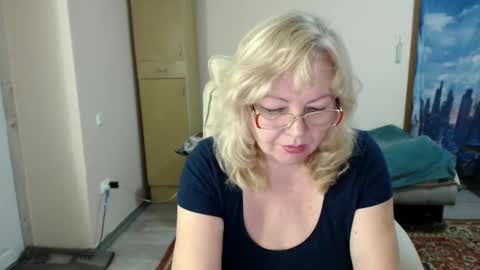 BarbaraBlondy online show from 02-04-25, 10:02