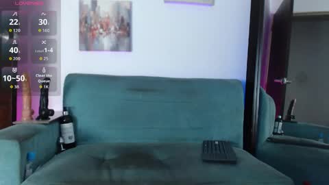 Snapshot of evelynmartines chatting on 05-27-26, 08:06 Evelyn martinez online show from 05-27-26, 08:06