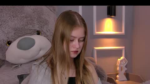 Snapshot of evemundie chatting on 03-06-25, 12:19 Eve online show from 03-06-25, 12:19