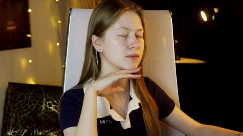 Snapshot of evemundie chatting on 02-28-26, 09:21 Eve online show from 02-28-26, 09:21