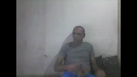 Snapshot of everaldosantos chatting on 12-23-24, 11:06 everaldosantos online show from 12-23-24, 11:06