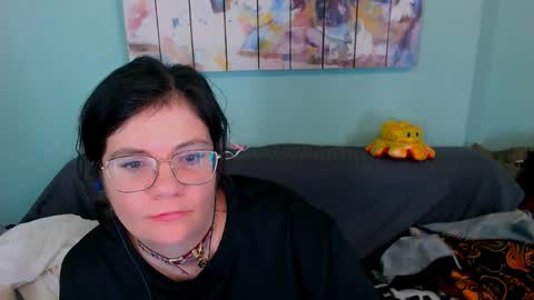 Everly online show from 04-18-26, 07:58