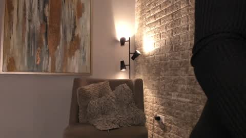 Sophia online show from 01-21-25, 01:50