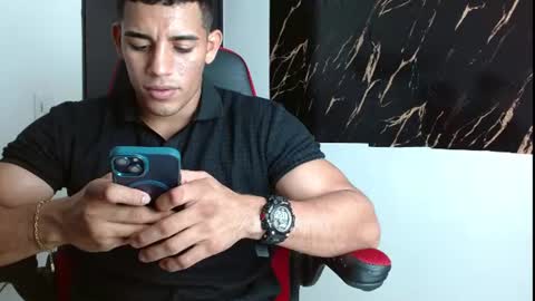 Snapshot of evessinn chatting on 07-20-26, 04:20 luis online show from 07-20-26, 04:20