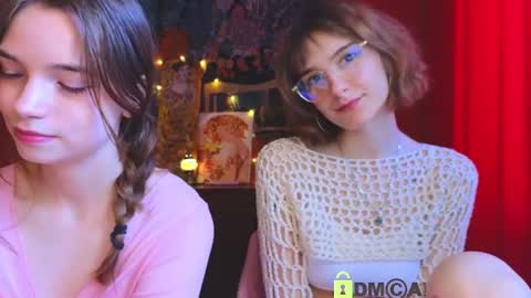 Snapshot of evi_brook chatting on 07-04-26, 12:22 evi_brook online show from 07-04-26, 12:22
