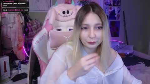 Evie online show from 01-13-25, 02:07