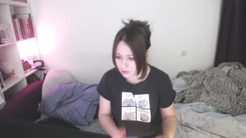 Im gonna be on in 2 hours online show from 01-08-25, 11:52