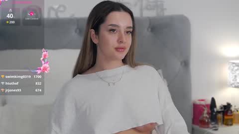 Evie online show from 01-25-25, 10:39