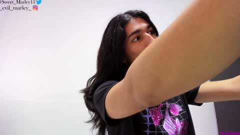 Marley independent model online show from 12-16-24, 01:11