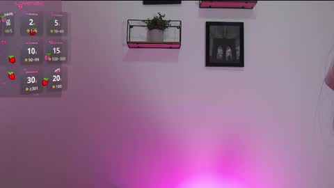 Sofia and David online show from 04-28-26, 06:40