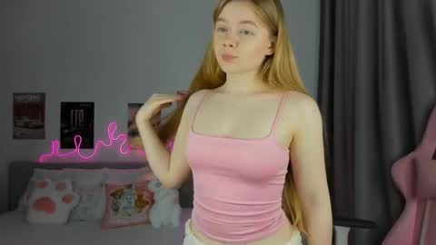 Eva online show from 04-03-26, 03:37