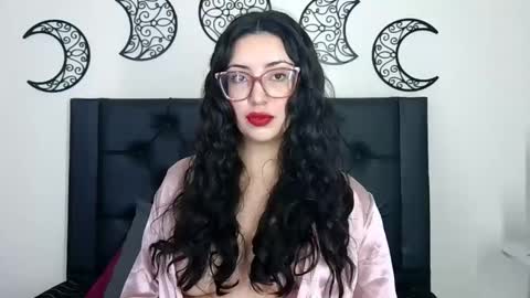 Evolet online show from 01-12-26, 06:02