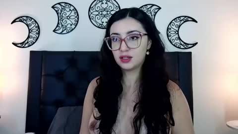 Snapshot of evoletmk chatting on 02-05-26, 04:00 Evolet online show from 02-05-26, 04:00