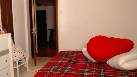 Snapshot of evolett chatting on 02-18-25, 05:20 ONLYFANS There are legends that in this room all your wishes can come true Private is Open online show from 02-18-25, 05:20