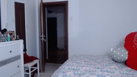 Snapshot of evolett chatting on 10-23-25, 05:07 ONLYFANS There are legends that in this room all your wishes can come true Private is Open online show from 10-23-25, 05:07