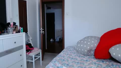 Snapshot of evolett chatting on 11-22-25, 06:56 ONLYFANS There are legends that in this room all your wishes can come true Private is Open online show from 11-22-25, 06:56