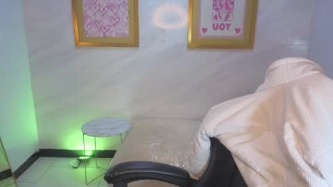 Hi Stream 1000pm to 600am online show from 05-22-26, 08:53