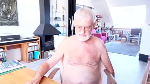 Naaktloper online show from 07-14-26, 01:39
