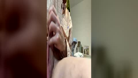 exhibapoil online show from 07-01-26, 07:21