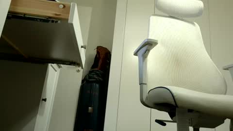 exhibapoil online show from 07-22-26, 03:26
