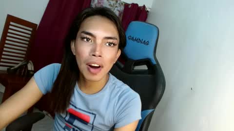 Snapshot of exotic_blacklixexx69 chatting on 02-25-25, 08:58 Lixe online show from 02-25-25, 08:58