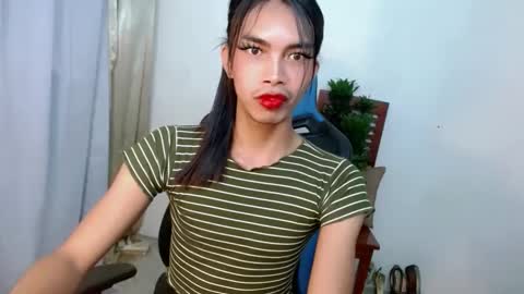 Snapshot of exotic_blacklixexx69 chatting on 03-10-25, 10:48 Lixe online show from 03-10-25, 10:48