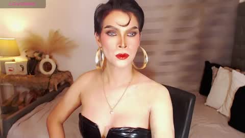Snapshot of exotic_cassy chatting on 05-03-26, 12:16 cassie online show from 05-03-26, 12:16