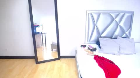 exotic_karmella online show from 10-11-25, 10:30