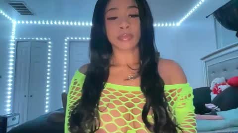 Mariah online show from 01-26-25, 07:42